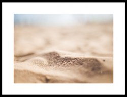 Постер на бумаге с морем и песком